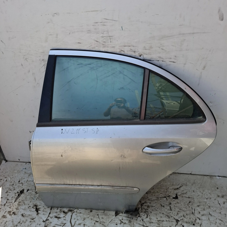 Usa / Portiera Mercedes-Benz E-Class (W211) 2002-2009 Spate Stanga E1143R000262, Dote18As2M527, E000249, Esgwd40