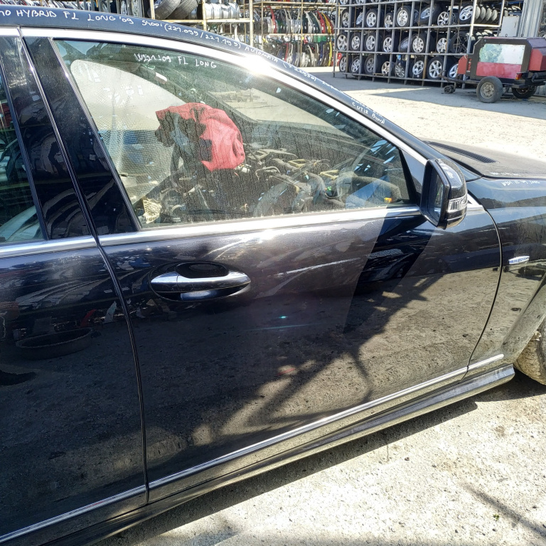 Usa / Portiera Mercedes-Benz S-Class (W221) 2005-2013 S 400 Hybrid (221.095, 221.195) M 272.974 Hybrid Negru Fata Dreapta Sedan / Berlina A2217200205