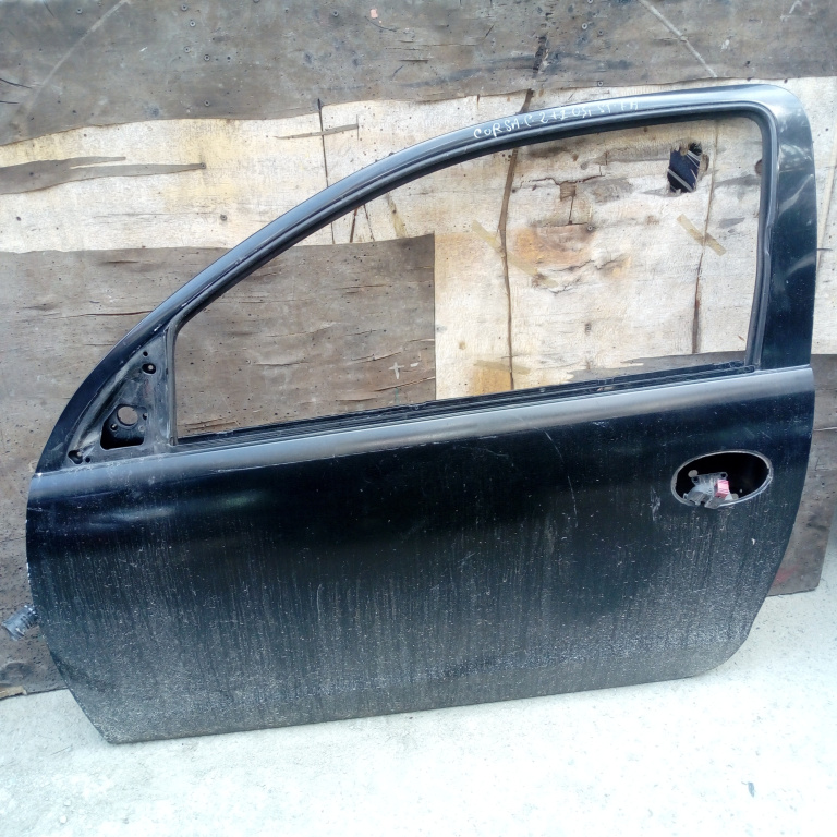 Usa / Portiera Negru,fata,stanga,pickup 2 Portiere Opel CORSA C 2000 - 2006