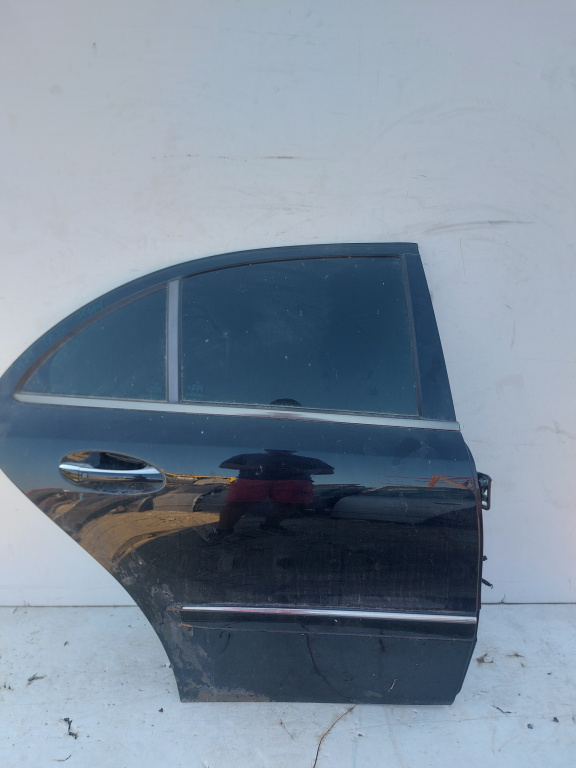 Usa / Portiera Negru,spate,dreapta Mercedes-Benz E-CLASS (W211) 2002 - 2009