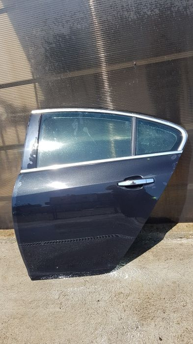 Usa portiera negru stanga spate Opel Insignia hatchback limuzina