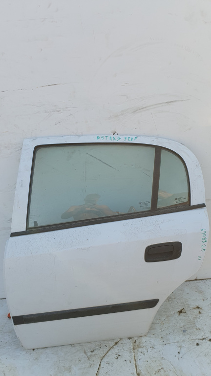 Usa / Portiera Opel Astra G 1998-2009 Alb Spate Stanga