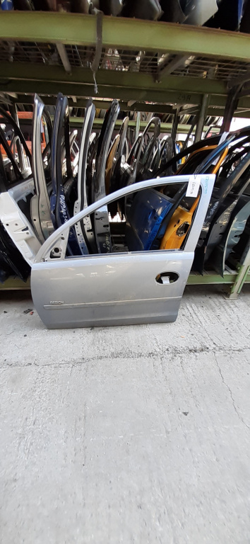 Usa / Portiera Opel Corsa C 2000-2006 Alb Gri Fata Stanga Hatchback 5 Portiere