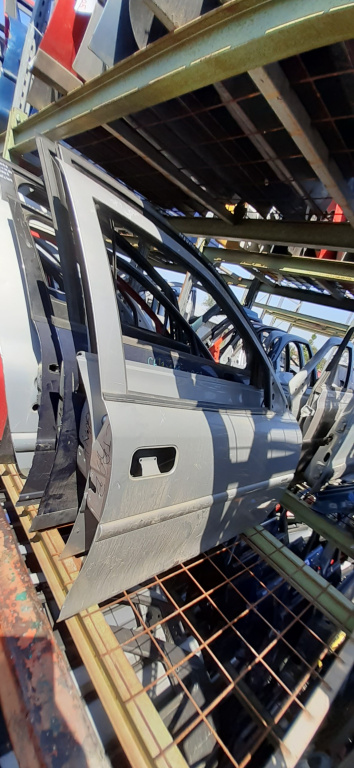 Usa / Portiera Opel Vectra B 1995-2002 Gri Fata Dreapta