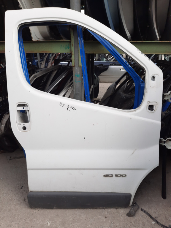 Usa / Portiera Opel Vivaro A 2001-2014 Alb Fata Dreapta