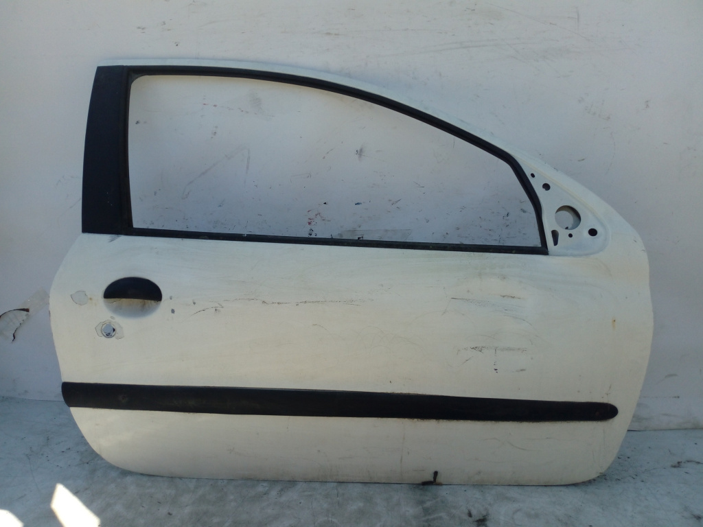Usa / Portiera Peugeot 206 1998-2013 Fata Dreapta