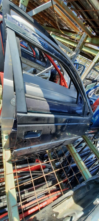 Usa / Portiera Peugeot 405 Mk 2 (4B) 1992-1999 Negru Fata Dreapta