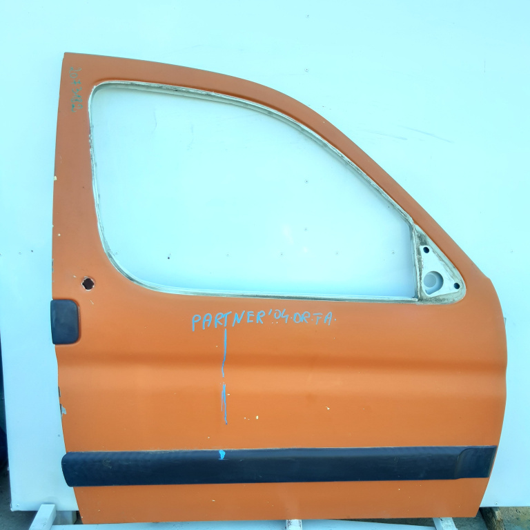 Usa / Portiera Portocaliu,fata,dreapta Peugeot PARTNER 1 1996 - 2013