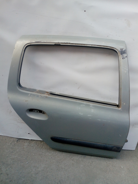 Usa / Portiera Renault Clio 2 / Symbol 1 1998-2008 Spate Dreapta