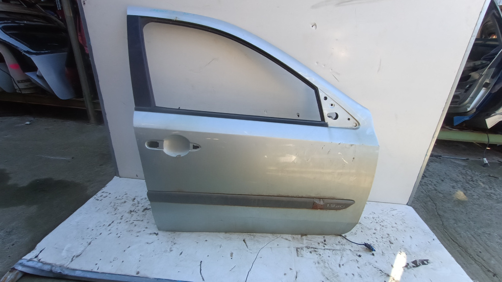 Usa / Portiera Renault Laguna 2 2001-2007 Gri Fata Dreapta