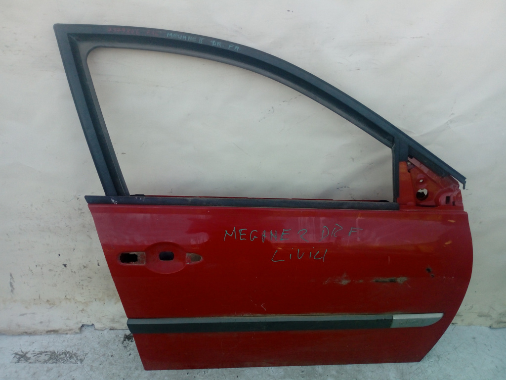 Usa / Portiera Rosu,fata,dreapta Renault MEGANE 2 2002 - 2010