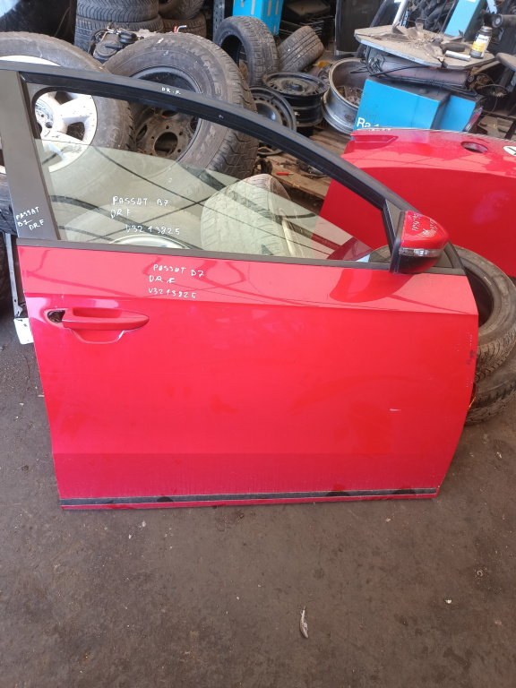 Usa / Portiera Rosu,fata,dreapta,sedan / Berlina VW PASSAT B7 2010 - 2014