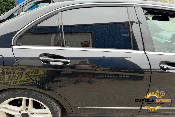 Usa / Portiera spate dreapta culoare 197 Negru Obsidian Mercedes-Benz C-Class W204/S204/C204 [facelift] [2011 - 2015]