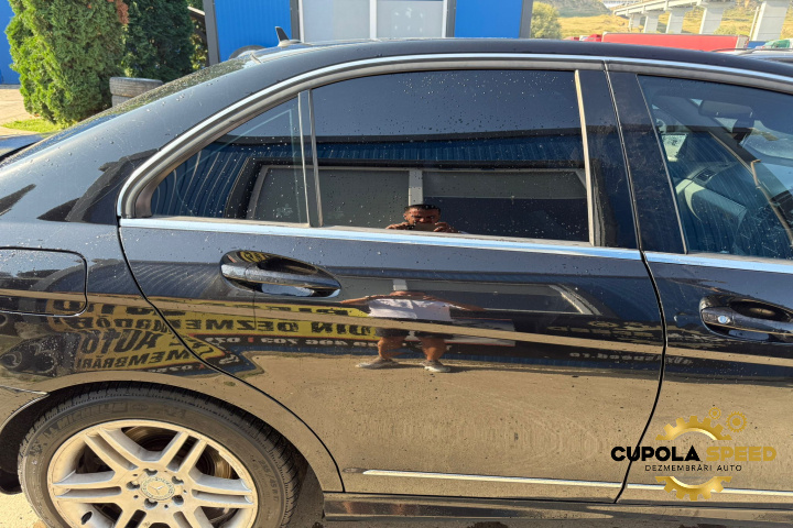 Usa / Portiera spate dreapta culoare 197 Negru Obsidian Mercedes-Benz C-Class W204/S204/C204 [facelift] [2011 - 2015]