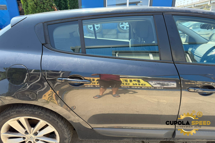 Usa Portiera spate dreapta culoare NV676 PEARLESCENT BLACK BC Renault Megane 3 [2008 - 2014]