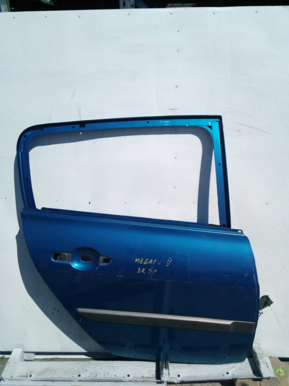 Usa / Portiera Spate,dreapta,hatchback 5 Portiere Renault MEGANE 2 2002 - 2010