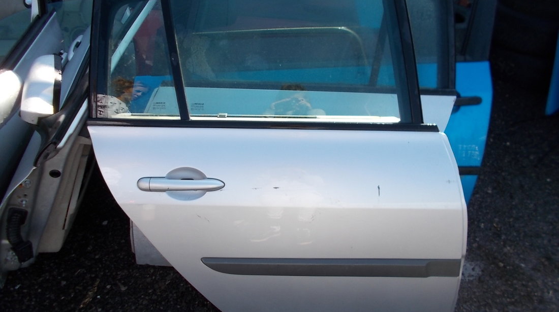 Usa portiera spate dreapta Renault Megane 2 break culoarea gri argintiu