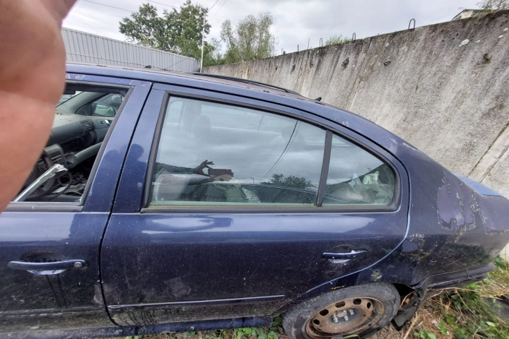 Usa / Portiera spate dreapta Skoda Octavia [1996 - 2000] Liftback 5-usi 1.6 MT (75 hp)