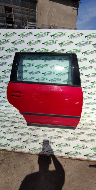 Usa / Portiera spate dreapta Volkswagen VW Passat B5 [1996 - 2000] wagon 1.6 MT (101 hp)