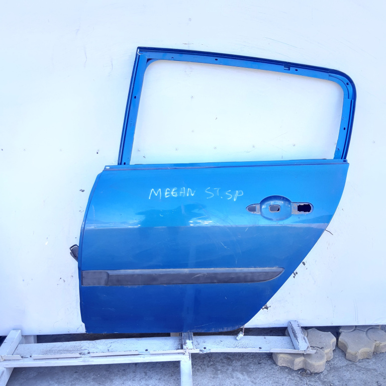 Usa / Portiera Spate,stanga,hatchback 5 Portiere Renault MEGANE 2 2002 - 2010