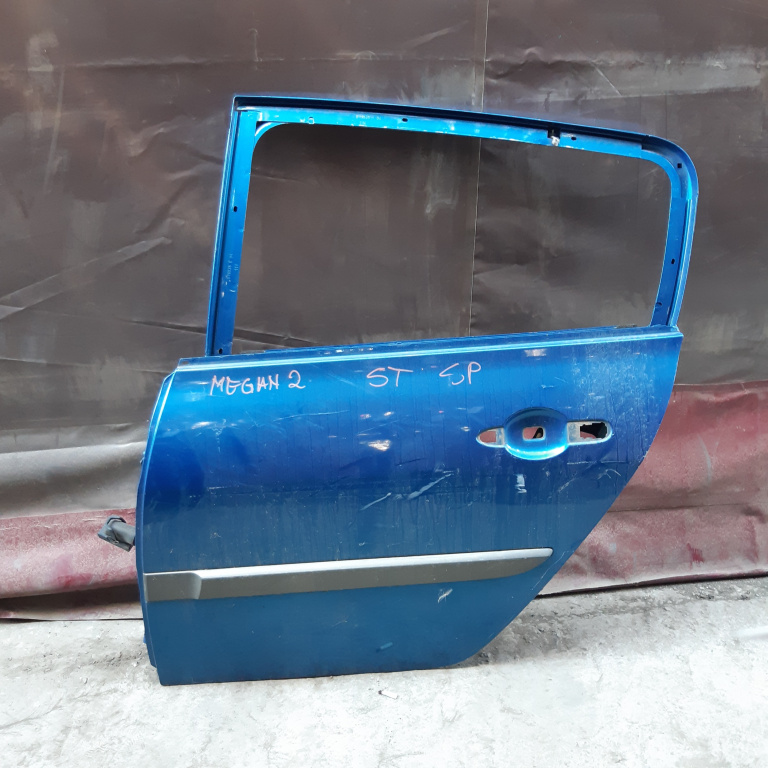 Usa / Portiera Spate,stanga,hatchback 5 Portiere Renault MEGANE 2 2002 - 2010