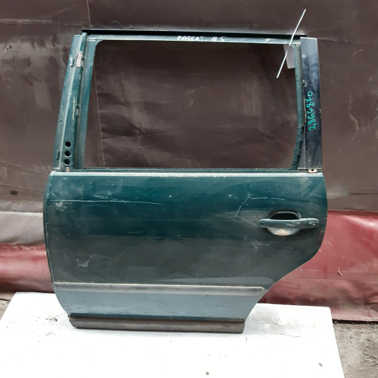 Usa / Portiera Spate,stanga VW PASSAT B5, B5.5 1996 - 2005