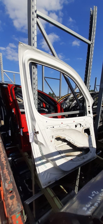 Usa / Portiera Stanga,fata,Alb Fiat DOBLO (223, 119) 2000 - 2009
