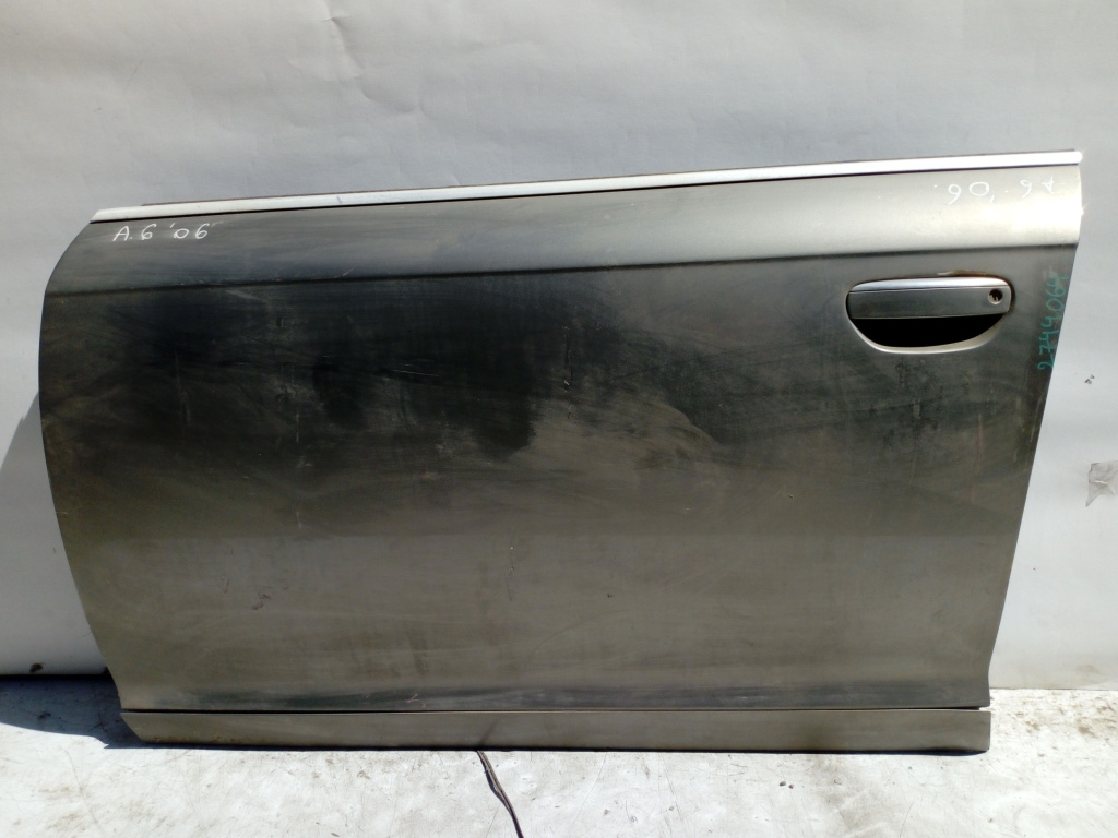 Usa / Portiera Stanga,fata Audi A6 (4F, C6) 2004 - 2011