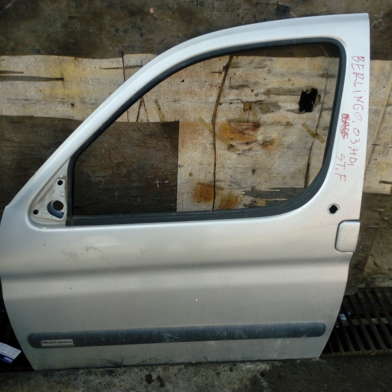Usa / Portiera Stanga Fata Citroen Berlingo (Mf) 1996 > Gri