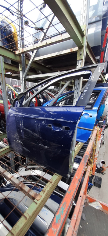 Usa / Portiera Stanga Fata Fiat Bravo 2 (198) 2007-2014 Violet