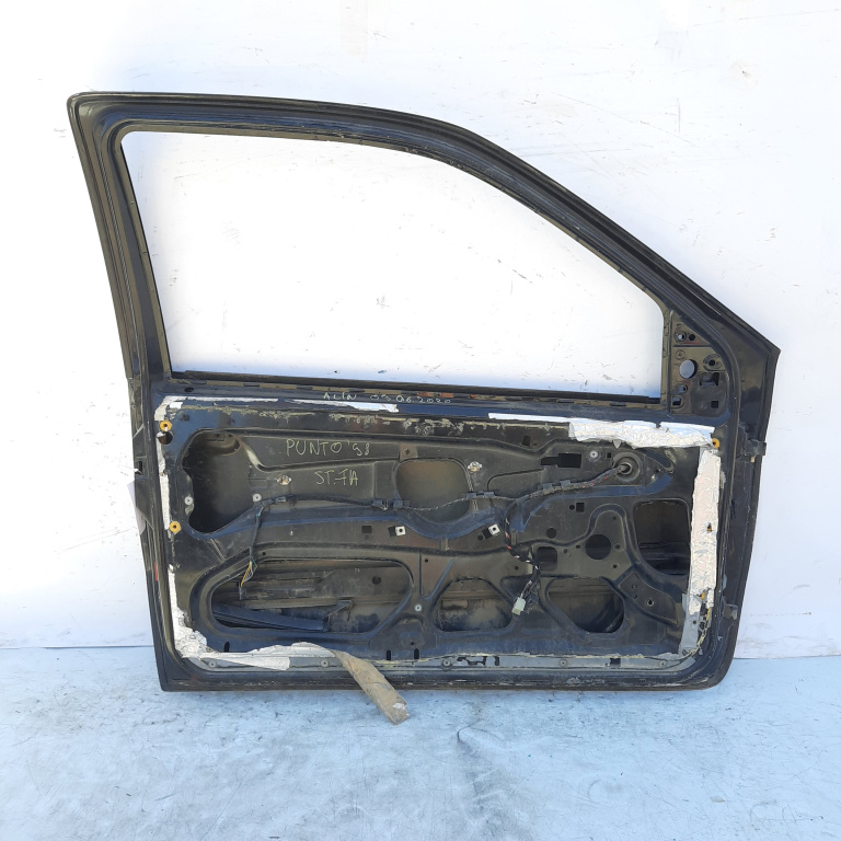 Usa / Portiera Stanga Fata Fiat Punto (176) 1993-1999