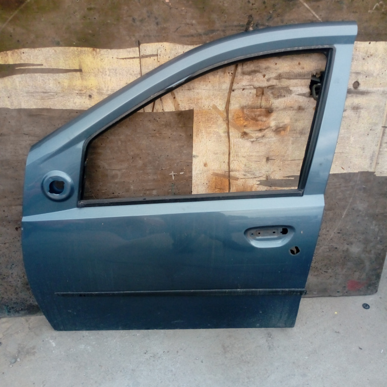 Usa / Portiera Stanga Fata Fiat Punto (188) 1999-2010