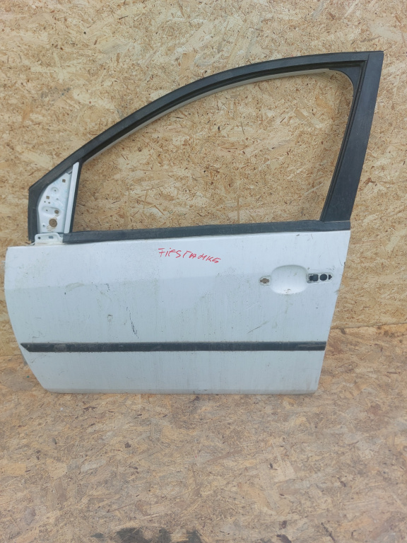 Usa / Portiera Stanga Fata Ford Fiesta Mk 5 2002-2008 Alb