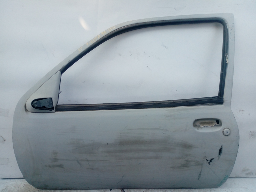 Usa / Portiera Stanga Fata Ford Fiesta Mk4 1995-2002