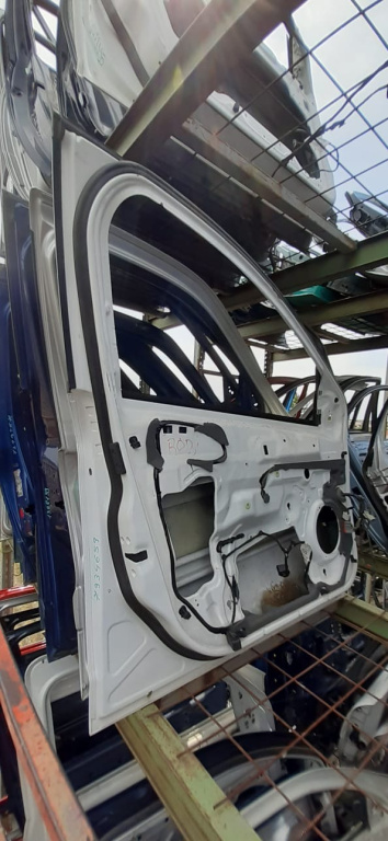 Usa / Portiera Stanga Fata Ford Mondeo Mk4 2007-2014 Alb