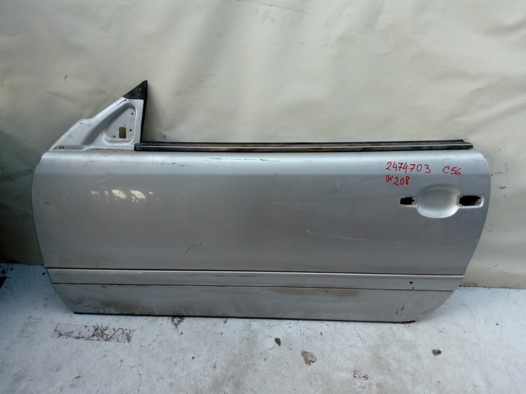 Usa / Portiera Stanga,fata,Gri Mercedes-Benz CLK (W208) 1997 - 2002