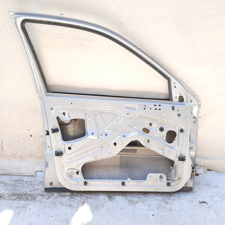 Usa / Portiera Stanga,fata,Gri Skoda OCTAVIA 1 (1U) 1996 - 2010