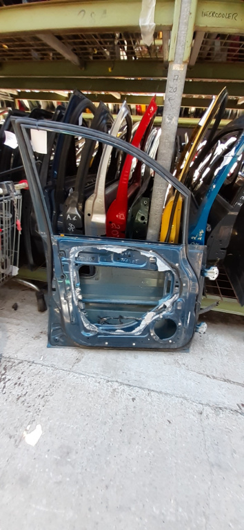 Usa / Portiera Stanga Fata Hyundai Trajet (Fo) 2000-2008 Negru