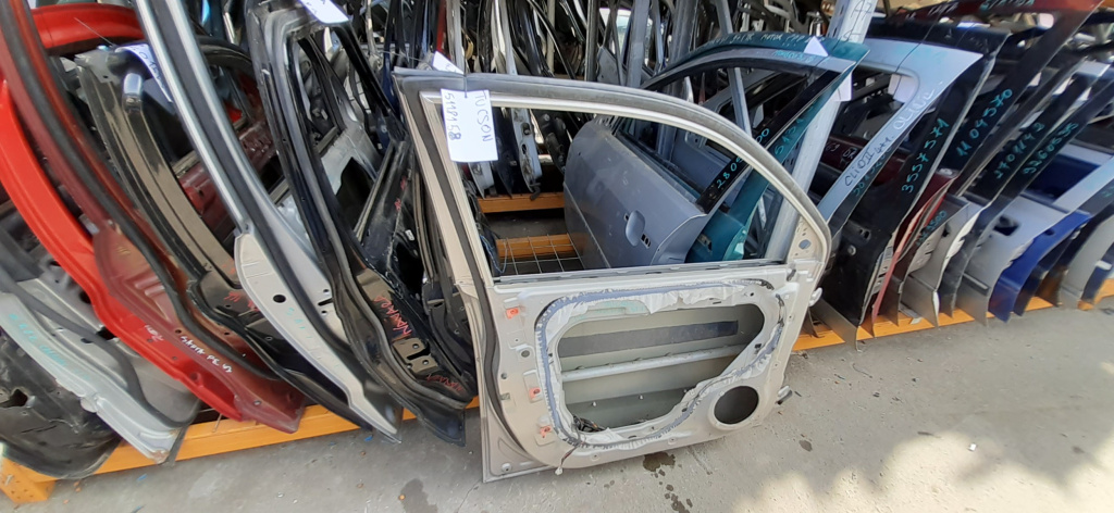 Usa / Portiera Stanga Fata Hyundai Tucson (Jm) 2004-2010 Alb Gri