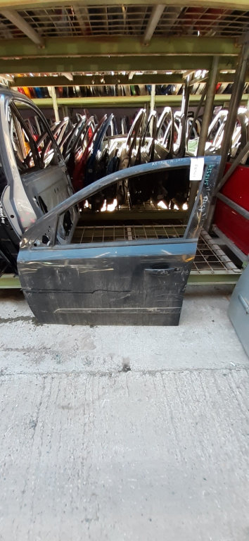 Usa / Portiera Stanga,fata,Negru Opel ASTRA H 2004 - 2012