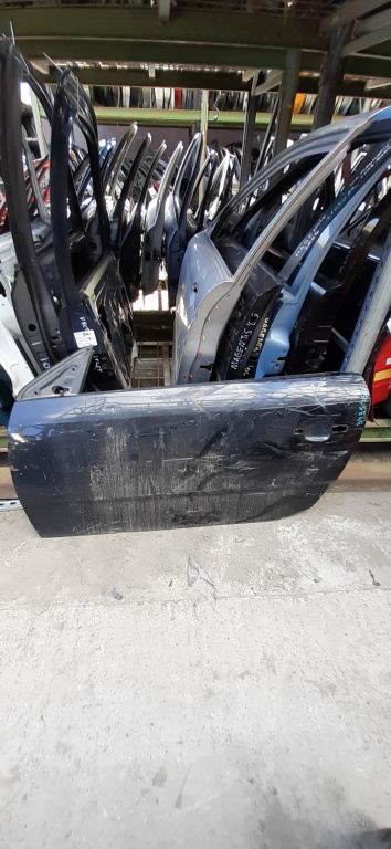 Usa / Portiera Stanga,fata,Negru Opel TIGRA B TwinTop 2004 - 2009