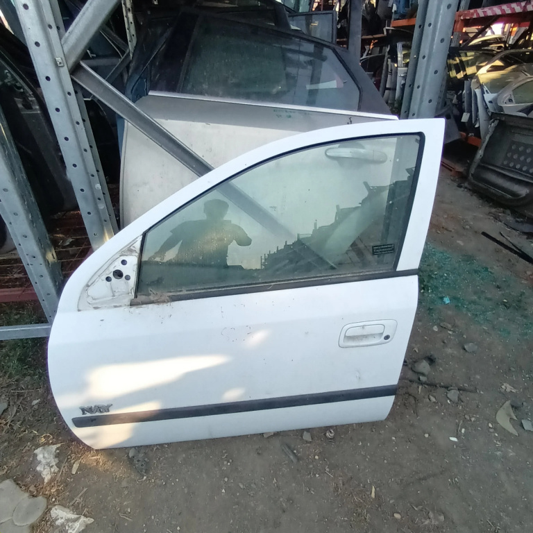 Usa / Portiera Stanga Fata Opel Astra G 1998-2009 Alb