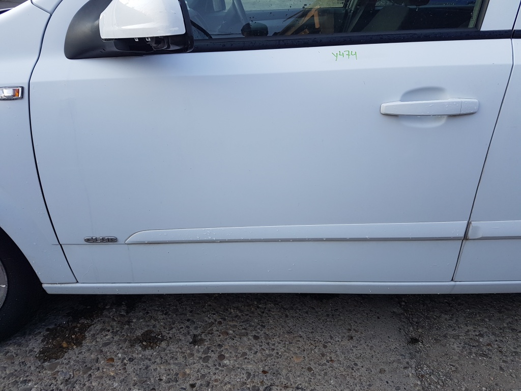 Usa / Portiera Stanga Fata Opel Astra H 2004 - 2010 Cod Culoare Y474