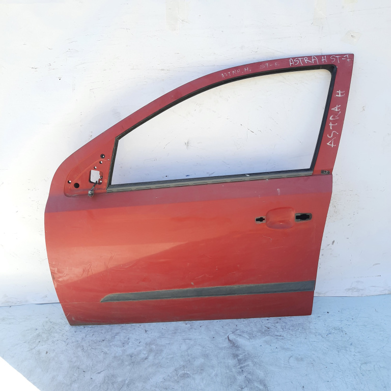 Usa / Portiera Stanga,fata Opel ASTRA H 2004 - 2012