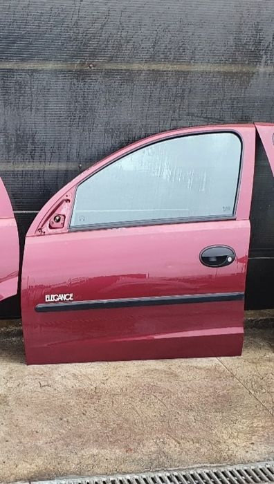 Usa portiera stanga fata Opel Corsa C vișinie VLD U 17