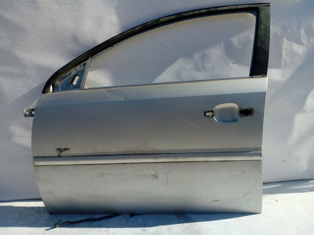 Usa / Portiera Stanga Fata Opel Vectra C 2002-2008 Gri