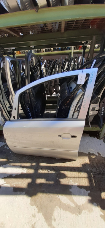 Usa / Portiera Stanga Fata Opel Zafira B 2005-2014 Alb Gri