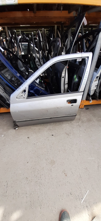 Usa / Portiera Stanga Fata Peugeot 406 1995-2004 Alb Gri