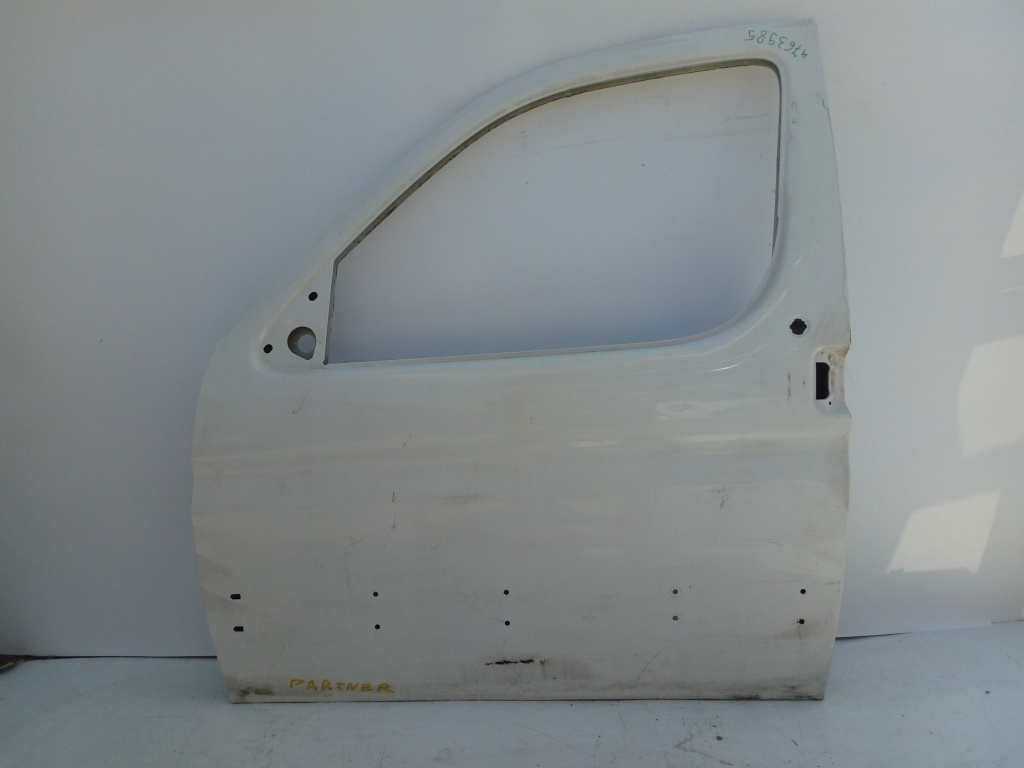 Usa / Portiera Stanga Fata Peugeot Partner 1 1996-2013 Alb