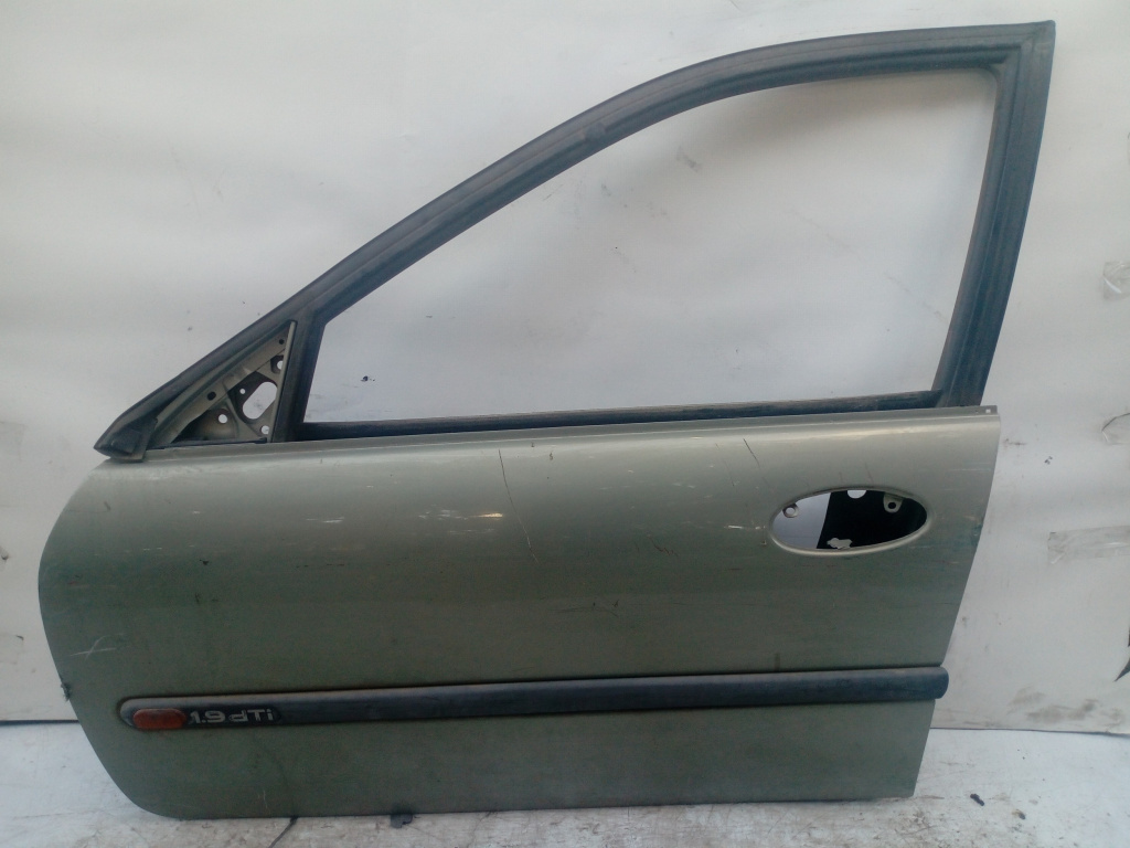 Usa / Portiera Stanga Fata Renault Laguna 1 1993-2001